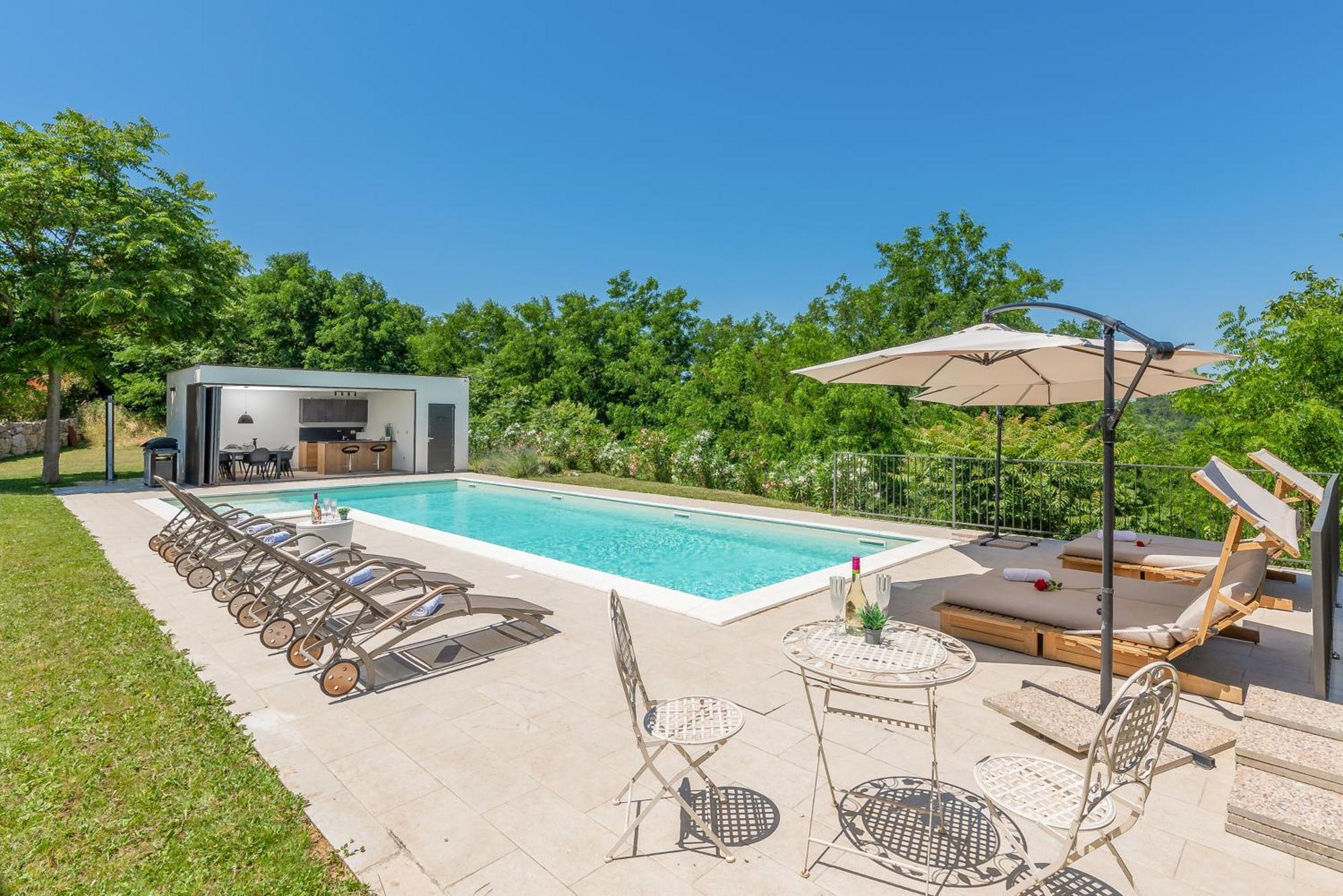 Villas Martincici With Large Pool Grožnjan Kültér fotó